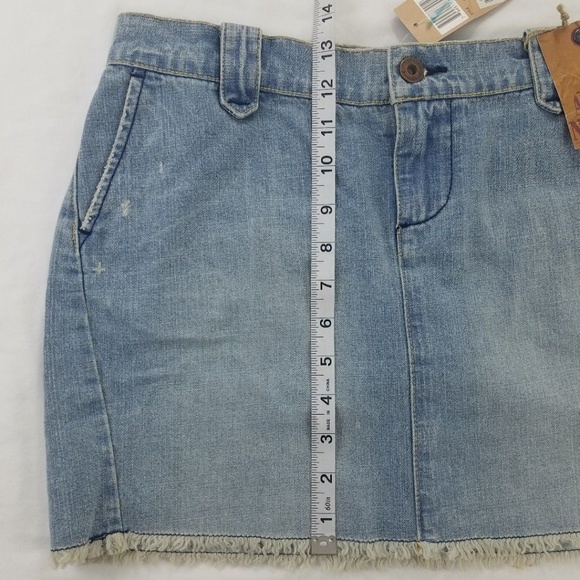 American Rag Cie 3 Blue Denim Frayed NWT - Picture 3 of 5